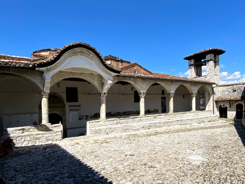 il Museo Nazionale Iconografico Onufri berat albania