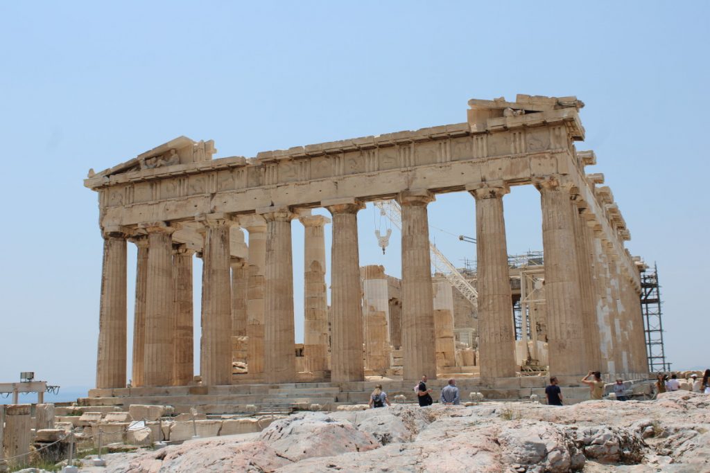 Atene e Perché dopo i 40 è il momento migliore per viaggiare da sole
