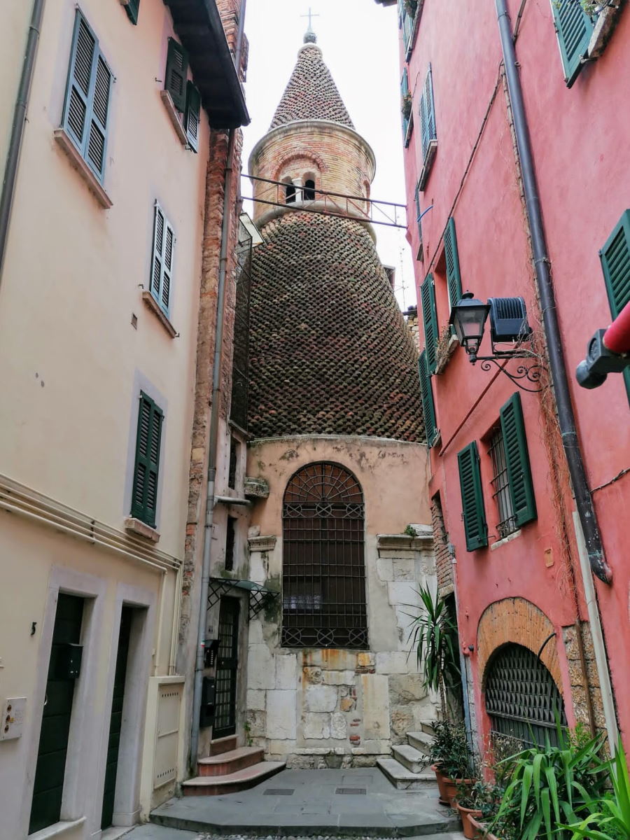 Chiesa di San Faustino in riposo a Brescia A Spasso con Crackita
